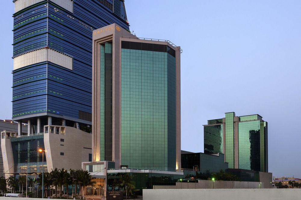 The Venue Jeddah Corniche Jidá Exterior foto The headquarters of the Central Bank of Kuwait in Kuwait City
