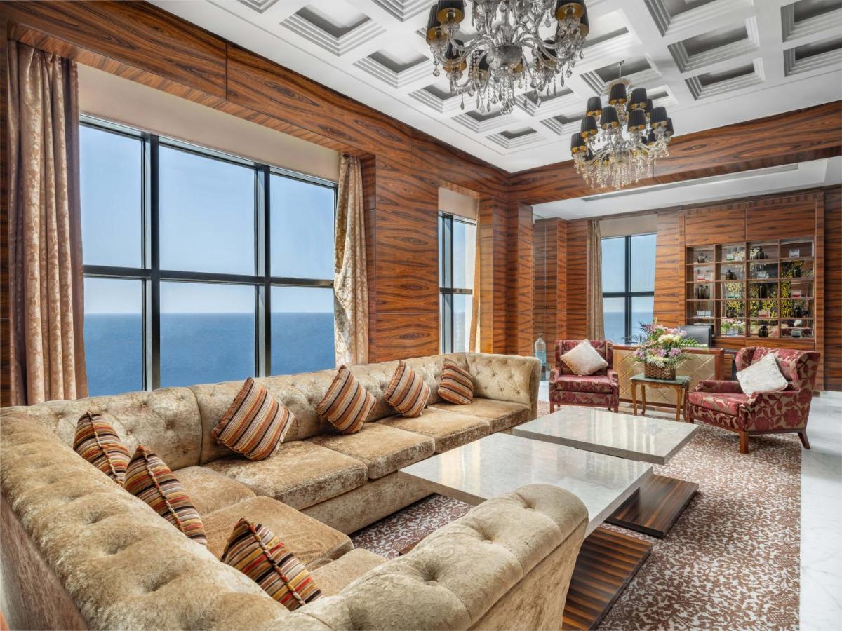 The Venue Jeddah Corniche Jidá Exterior foto A living room in a luxury apartment