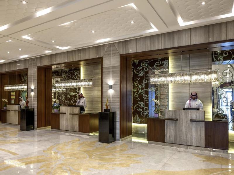 The Venue Jeddah Corniche Jidá Exterior foto The lobby of the Ritz-Carlton, Riyadh